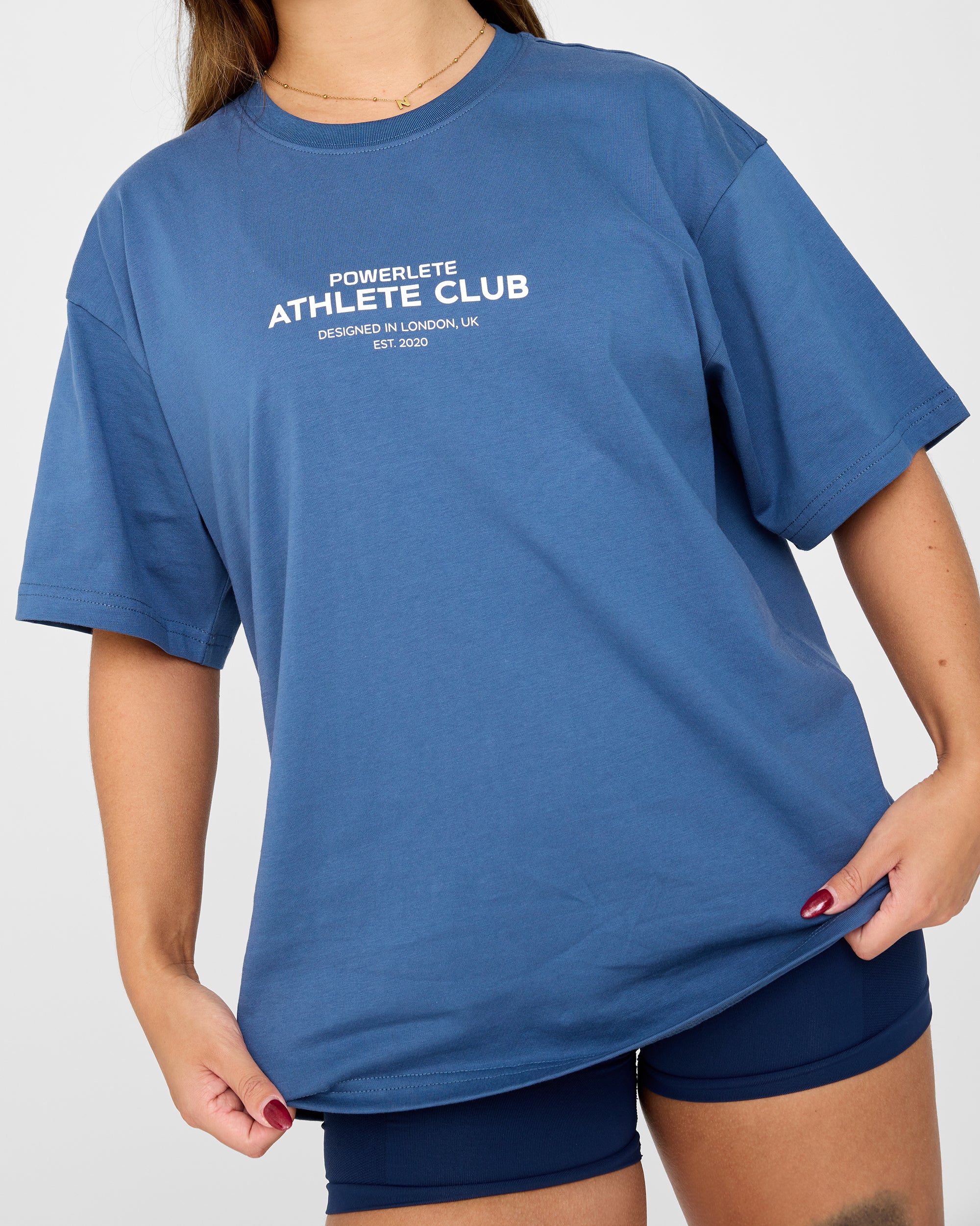 تي شيرت رياضي كبير الحجم من ماركة Athlete Club