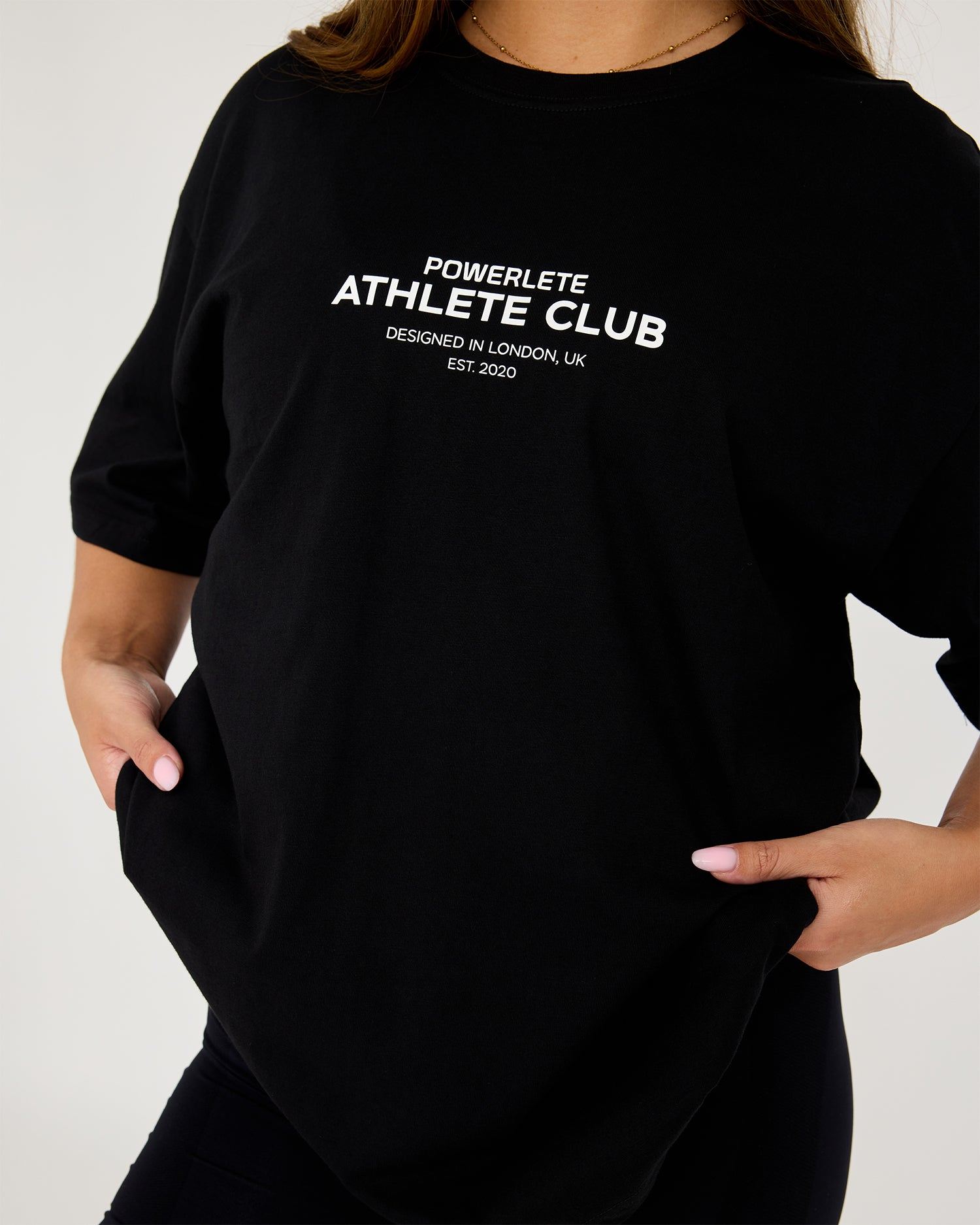تي شيرت رياضي كبير الحجم من ماركة Athlete Club