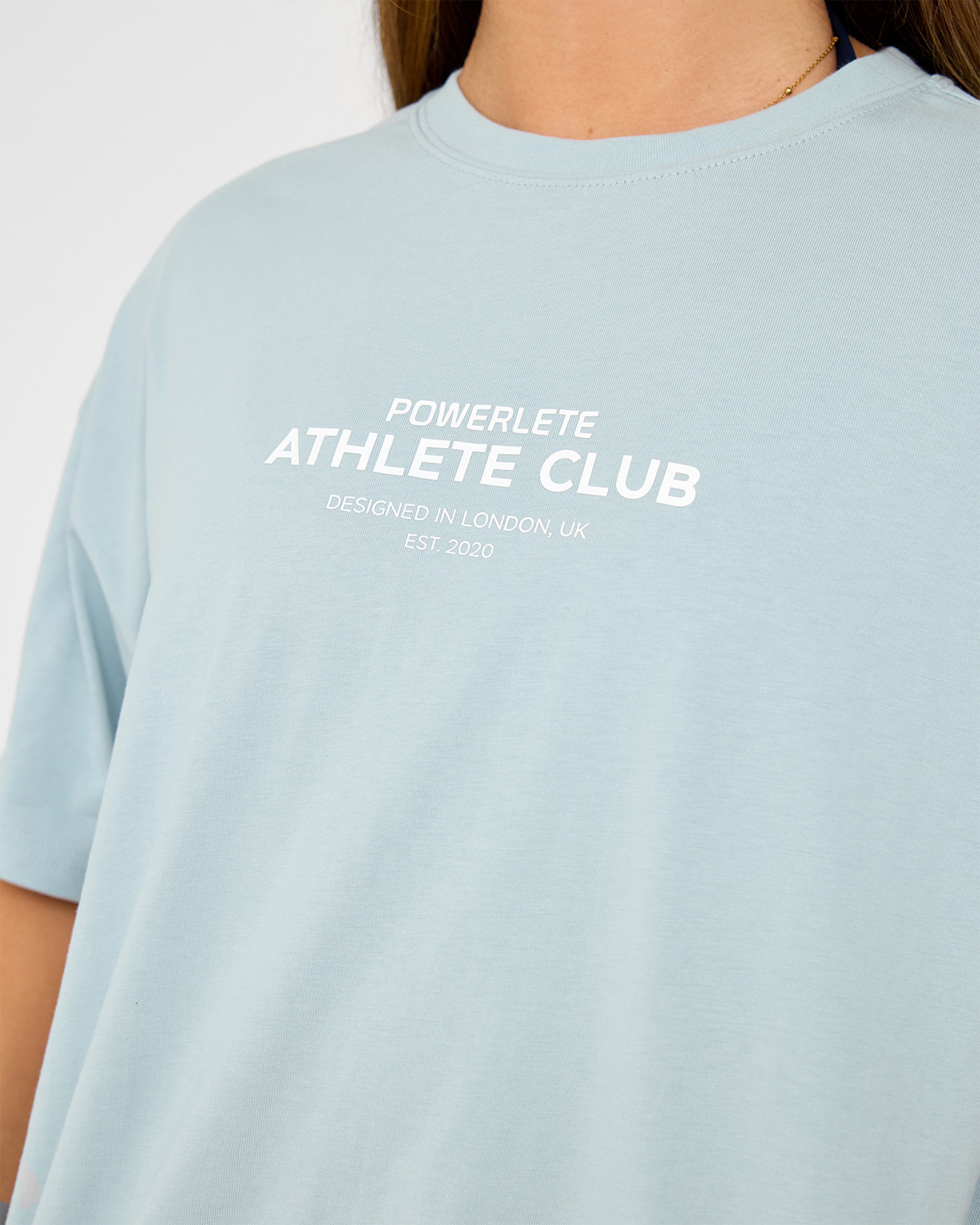 تي شيرت رياضي كبير الحجم من ماركة Athlete Club